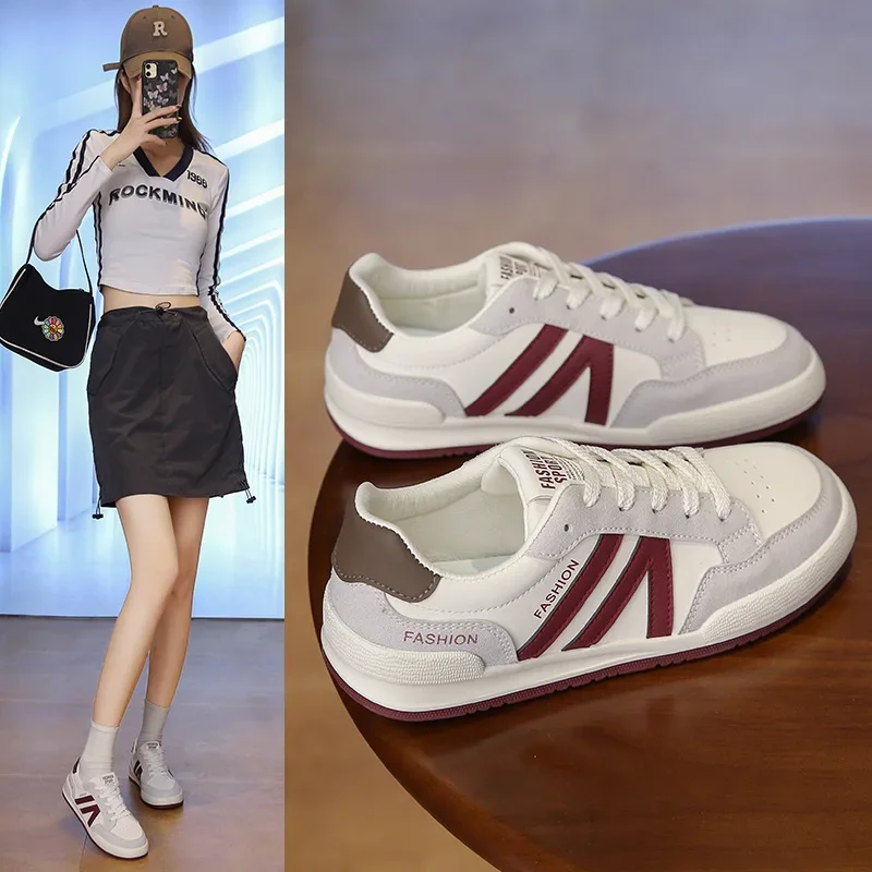 

Women's Sports Shoes 2025 Spring New Luxury Flat Loafers Comfortable and Soft Slim Women's Lightweight Outdoor