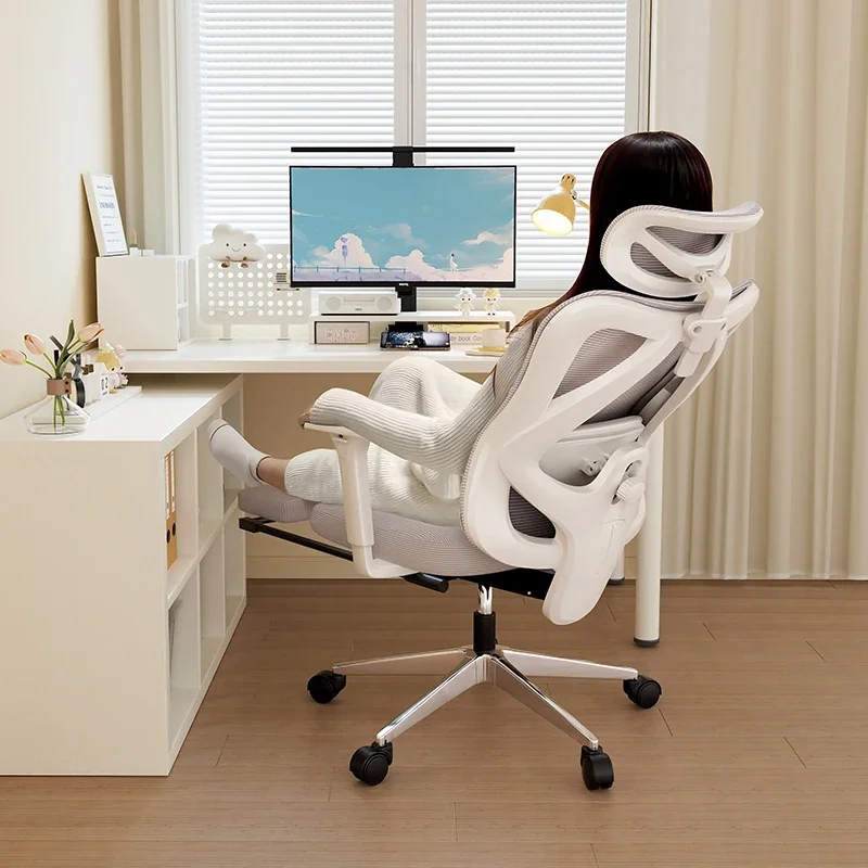 Sitzendes und bequemes Büro, Rückenlehne, Sitzstudie nach Hause