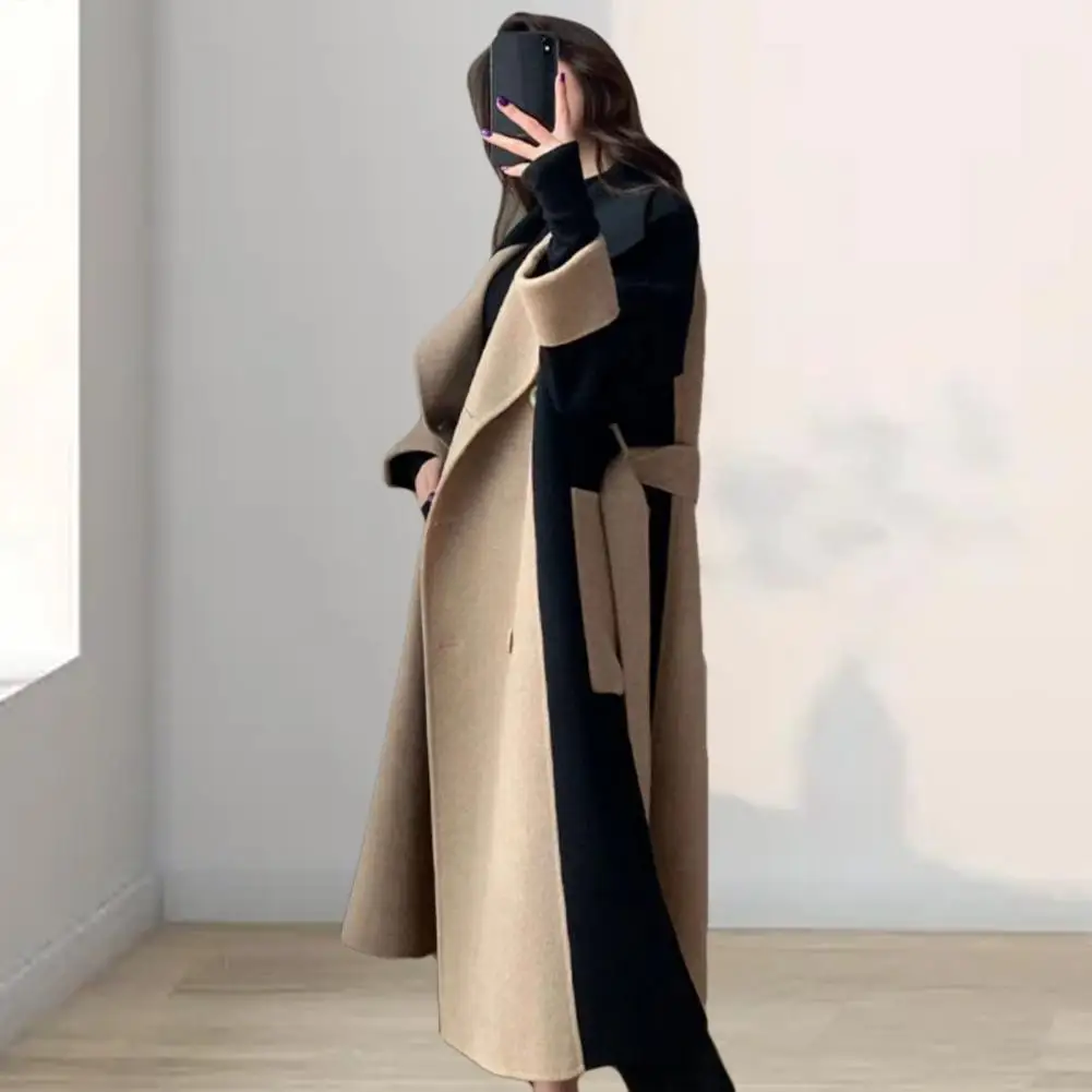 Повседневная куртка с цветными блоками. Стильное женское двубортное зимнее пальто с карманами на поясе. Шикарное пальто для поездок на работу и свиданий.