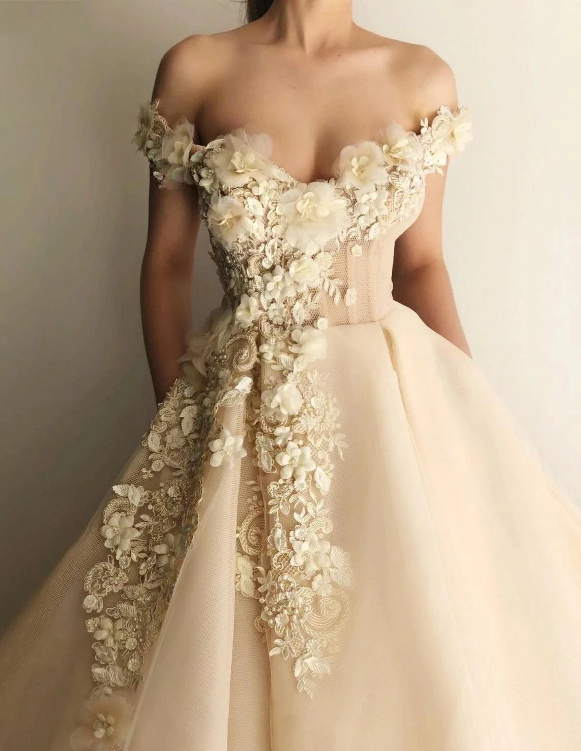 ANGELSBRIDEP-vestido De baile para quinceañera, traje Sexy De tul con hombros descubiertos, traje Formal De princesa para cumpleaños, 15 años