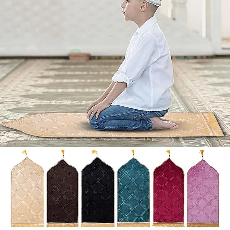 

Prayer Mat for Muslim Ramadan Flannel Carpet Worship Kneel Embossing Floor Carpets Non-slip Soft Portable Travel Prayer Rug