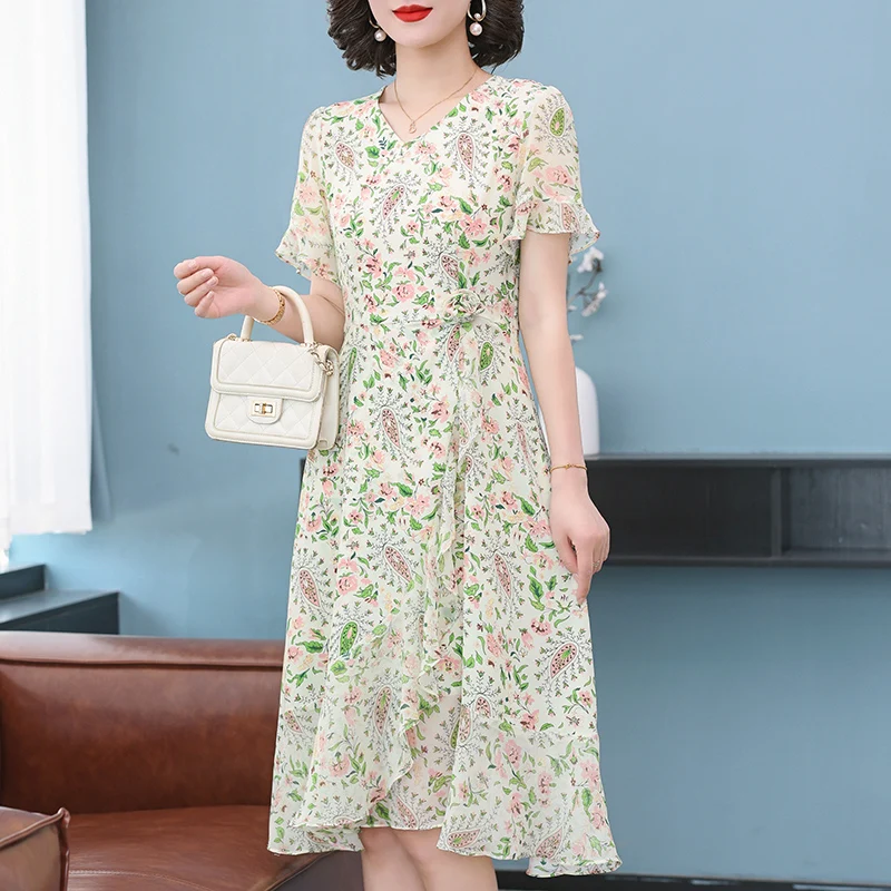

Модное летнее платье для мам из шифона, с цветочным принтом, для женщин среднего и старшего возраста, с коротким рукавом, высокого качества.