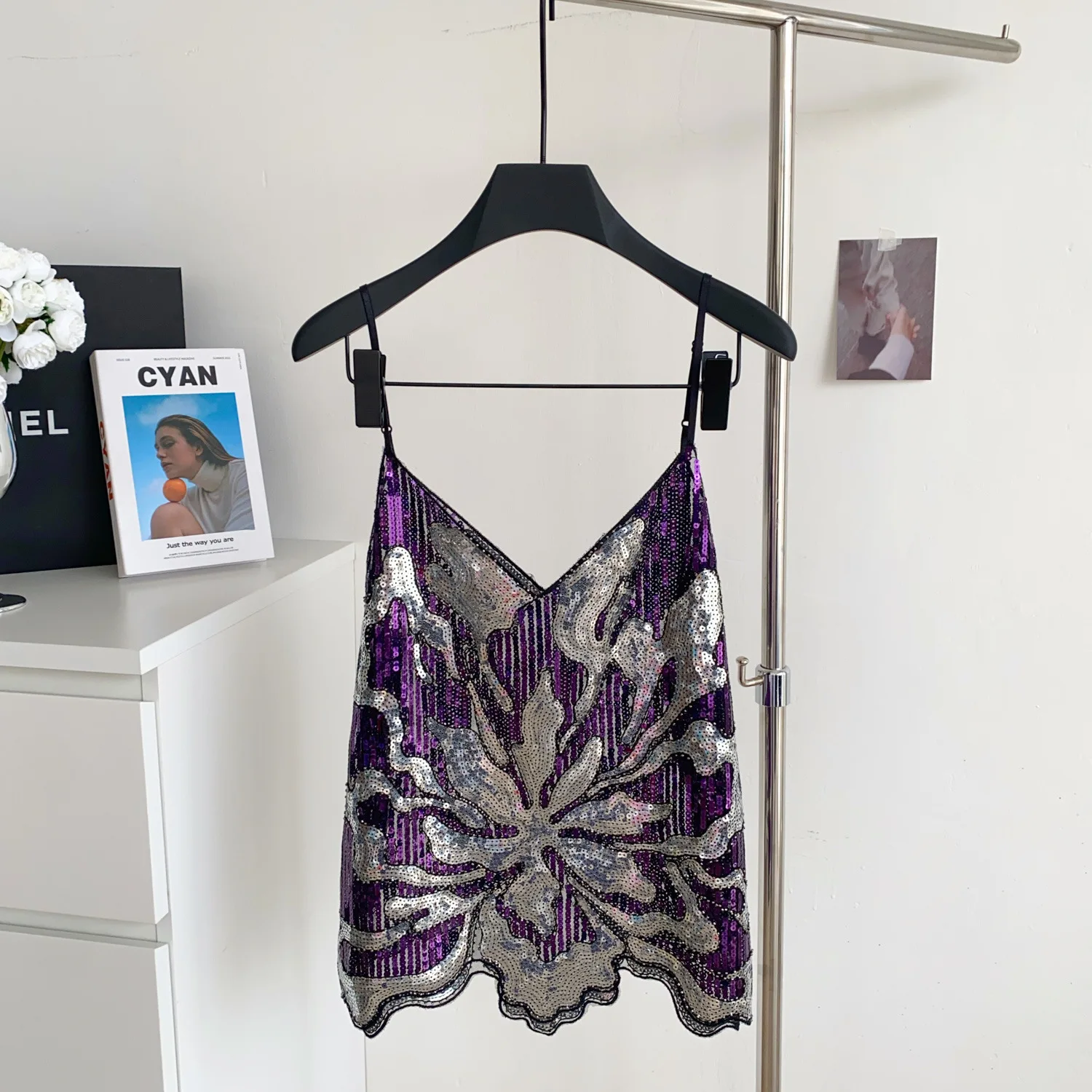 

Tanks Women Print Sexy Sequins Spliced Sleeveless Tops V Neck Slim Fit Streetwear Y2k Camis Backless High Street Summer 2025