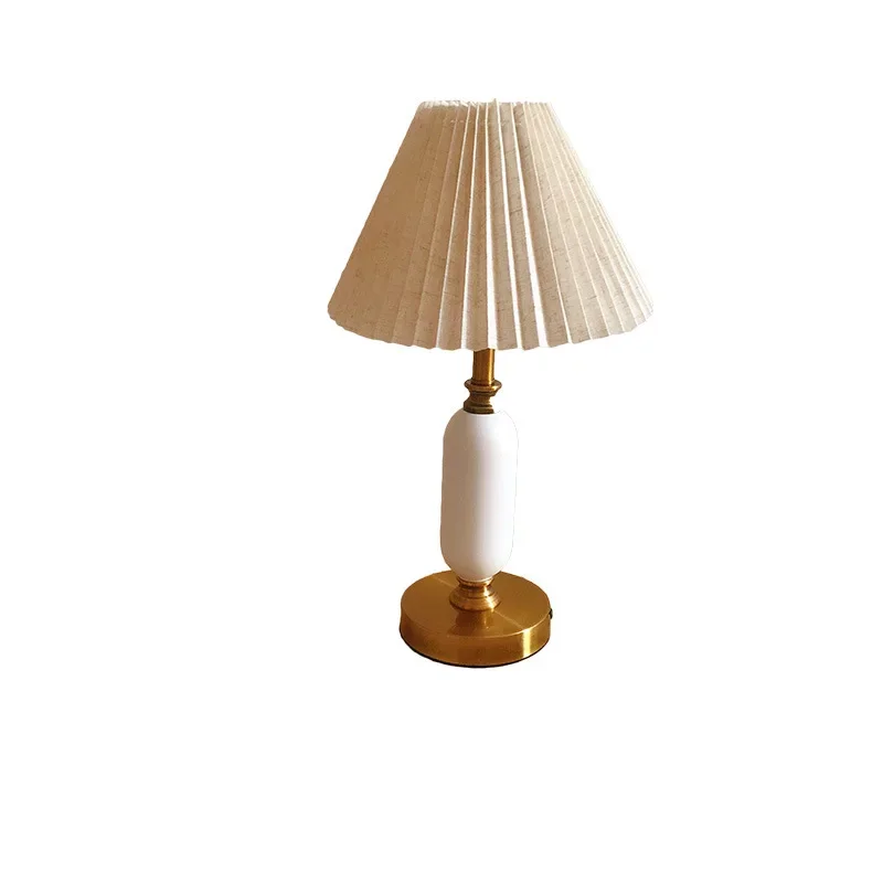 Bed and breakfast bedroom decorative metal pleated table lamp bedside table