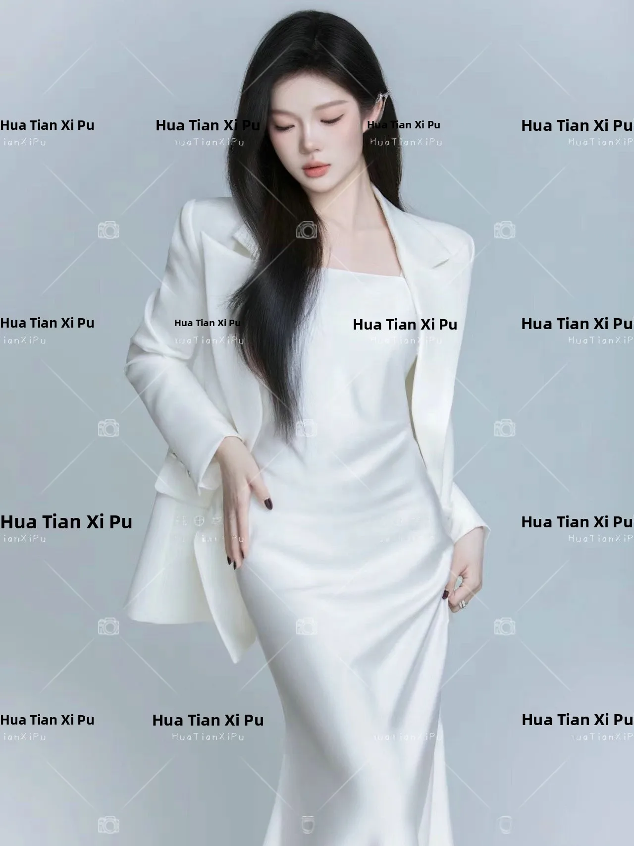 

24 Studio New White Suit Theme Fashion Magazine Personal Image Portrait Art Photography Clothing Spring 2024 Ladies' Ethnic Wear