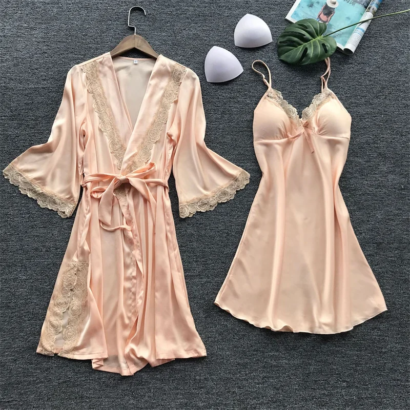 Leepwear Female Pajamas Set Satin Home Pyjamamas Lace Robe Sleep Suit V-Neck Wedding Nightwear Wear Nighty&Rob