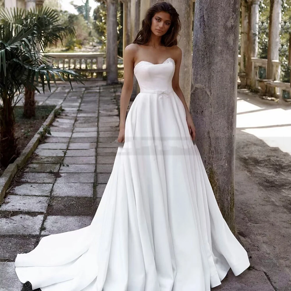 Abito da sposa bianco modesto in raso Robe de Mariage 2024 Abiti da sposa Fiocco in rilievo Vi Personalizza su misura Robe De Mariee per le donne