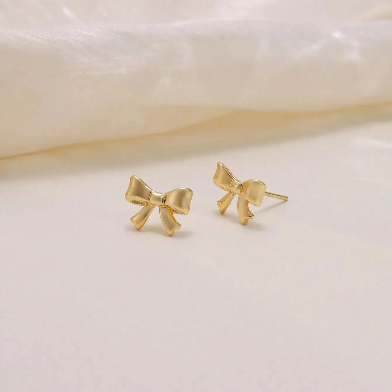 Dainty Gold Color Bow Small Earrings Delicate Minimalist Style Stud Earrings Romantic Date Ear Jewelry For Women Gift