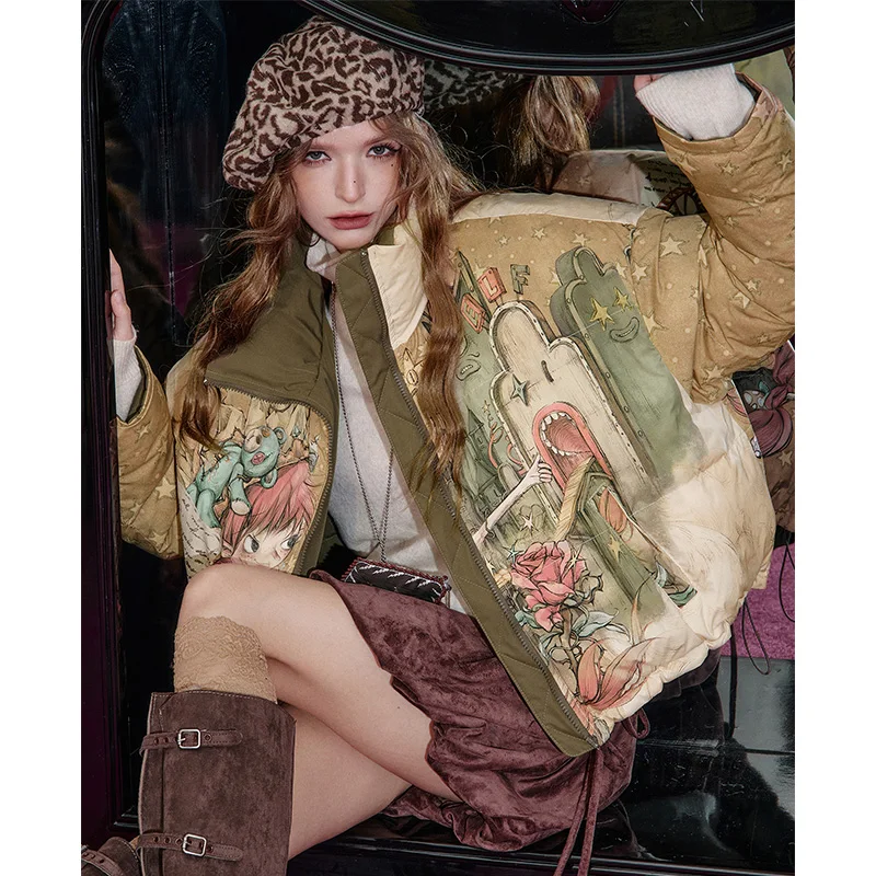 ELFSACK 2025 Winter New Arrivals Casual Reversible Cartoon All Over Print Down Jacket For Woman