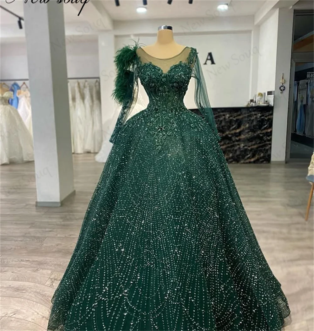 

Emerald Green Ball Gown Evening Dresses Saudi Arabia Long Sleeves Prom Dress Beaded Crystals Christmas Party Dress Customized