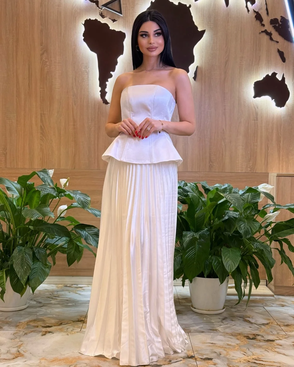 

Customized Modern Style Exquisite Organza Ruffle Draped Straight Strapless Long Dresses Bespoke Occasion Dresses Sizes Available