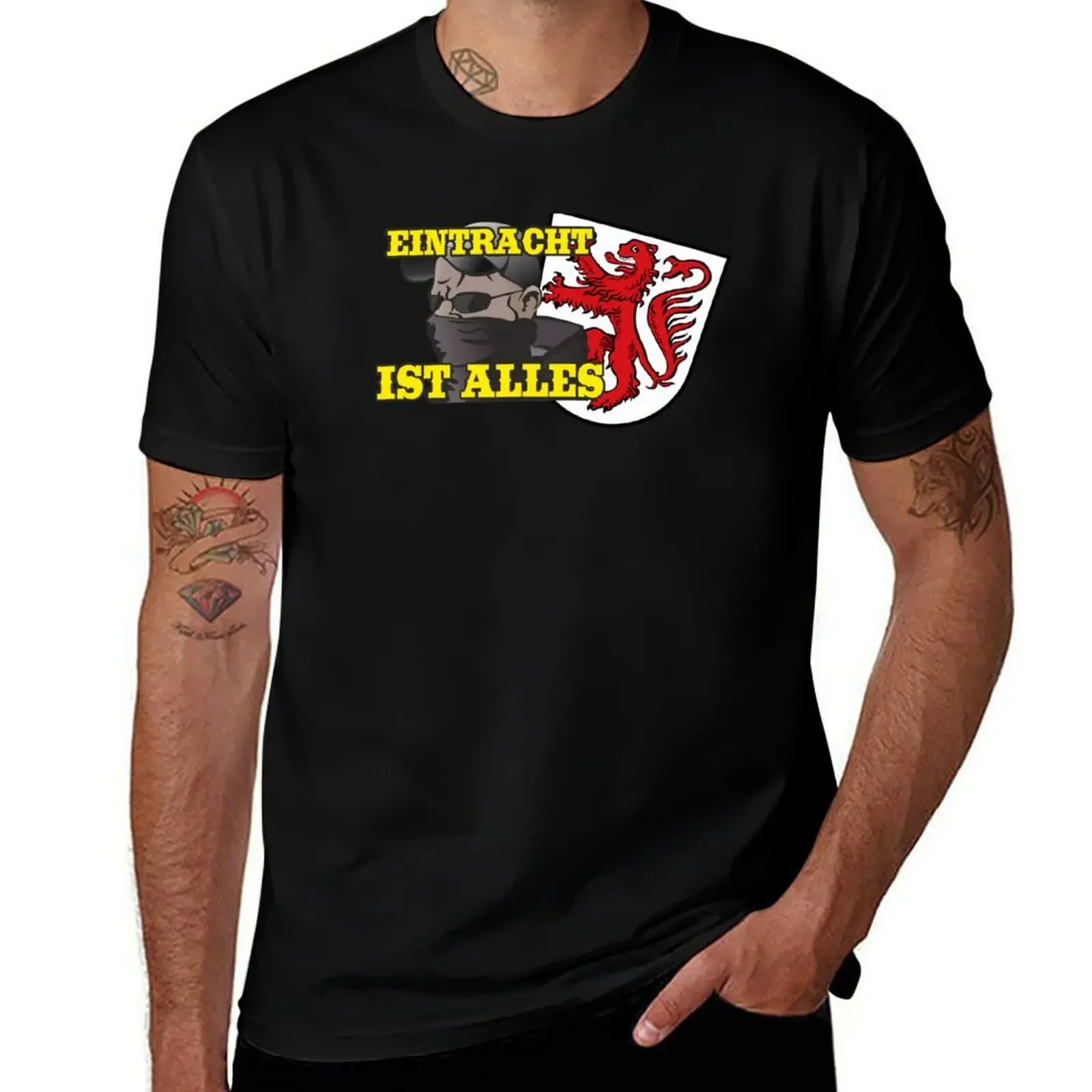 Eintracht is all hooligan fan T-Shirt heavyweights animal prinfor boys black t shirts for men