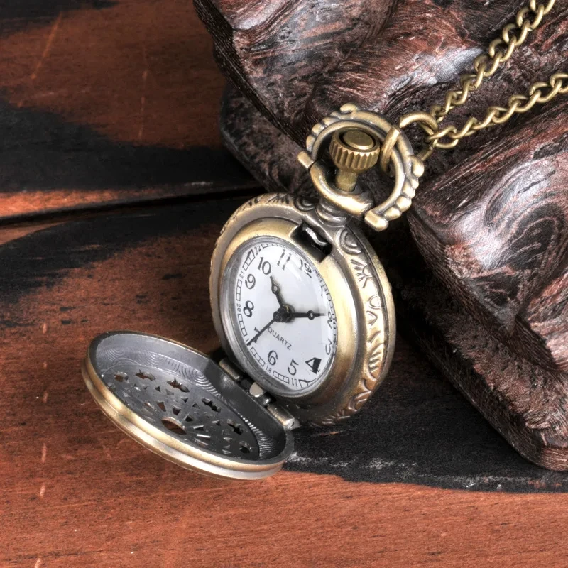 شكل دائري العنكبوت أجوف نحت شبكة الساعات مع سلسلة قلادة ، لون برونزي ساعة جيب ، الرجعية ، موضة جديدة #4