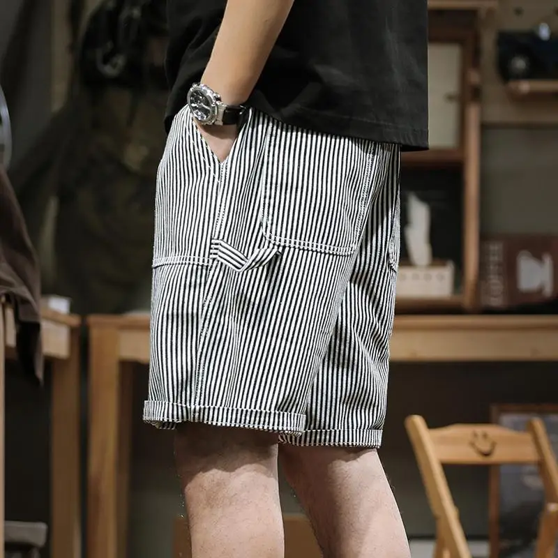 Summer New Striped Contrasting Color Straight Tooling Shorts Men's Retro Loose Five-point Pants Casual Pants