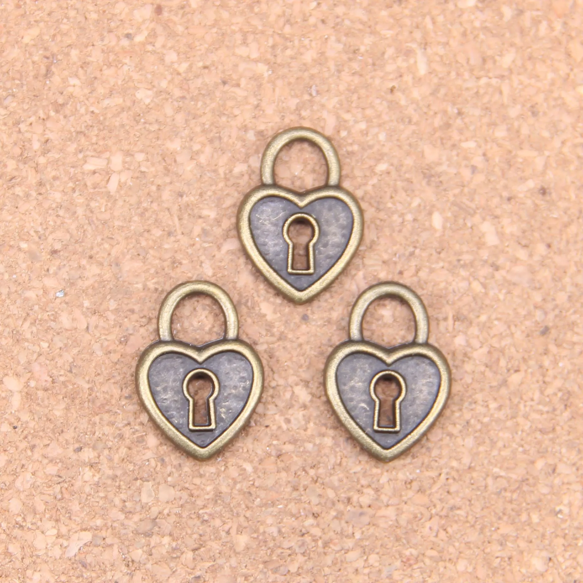 90pcs Charms Heart Lock 19x14mm Antique Pendants,Vintage Bronze Jewelry,DIY For Bracelet Necklace