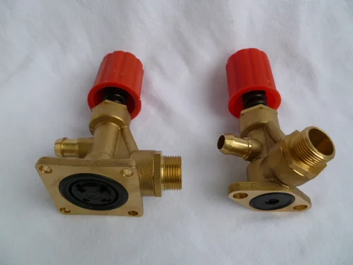 Imagen 2 del producto Vidric 55 tipo 58 regulador de presión de lavadora de alta presión accesorios de cabezal de bomba de lavadora Pres de cobre de dos orificios/cuatro orificios