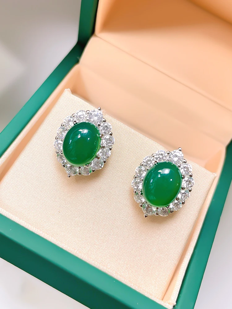 Fashionable Green Chalcedony 925 Pure Silver Ear Studs Inlaid with High Carbon Diamonds in A Medieval Style