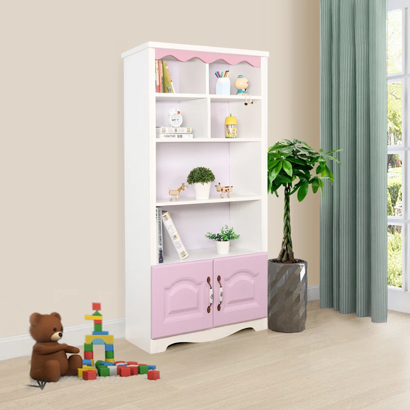 Scaffale per bambini e bambini