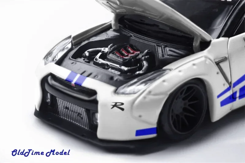 Old Time 1:64 GT-R R35 LB1.0 FNF White with Blue Strips limited 999 Diecast Model Car