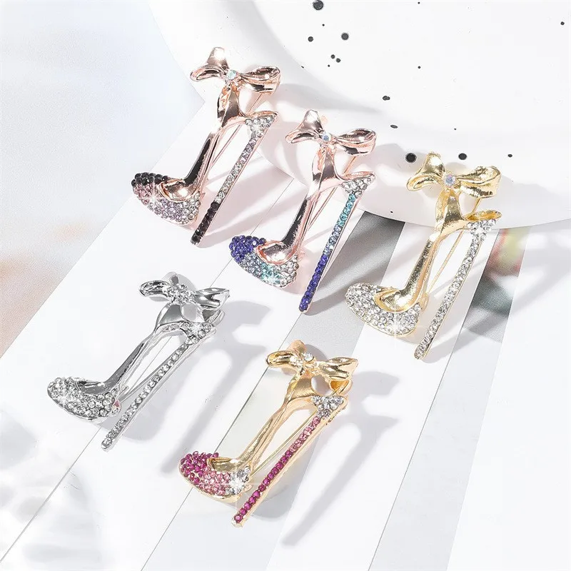 High heels brooch, diamond studded light luxury high-end chest flower clothing accessories, bow tie brooch accessories for women