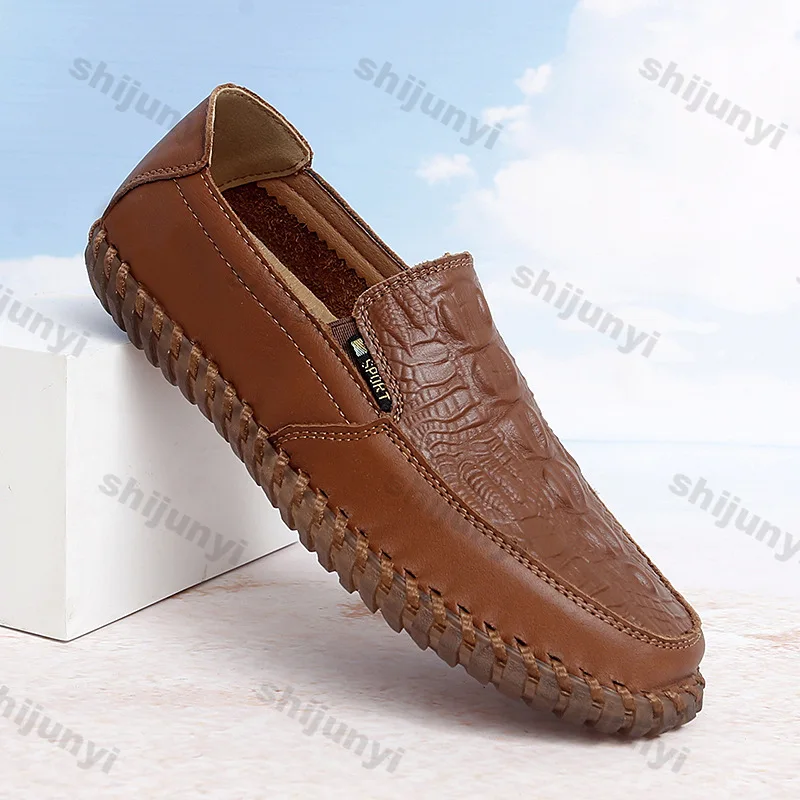 

Мужская обувь большого размера, лето 2024, уличная легкая удобная повседневная обувь, винтажная модная обувь без шнуровки на мягкой подошве на плоской подошве