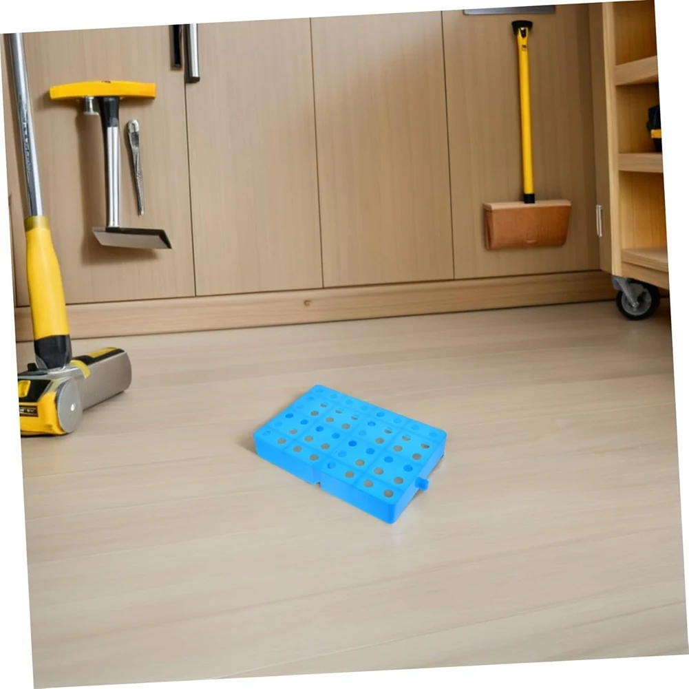 Mar.2Pcs Plastic Floor Pallets For Storage Blue Grid Pads With Ventilation Heavy-Duty Industrial Platform