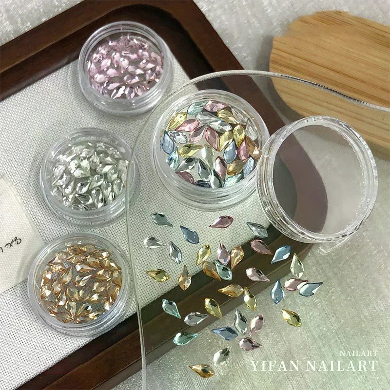 30 Pcs/box Irregular-shaped Drill Nail Art Rhinestones 3D Crystal Nail Stones Gems Pearl DIY Manicure Decorations Accessories