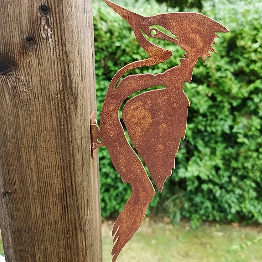 Iron Woodpecker Garden Stake  – Elegant Bird Silhouette, Perfect for Lawn, Trees & Outdoor Decor