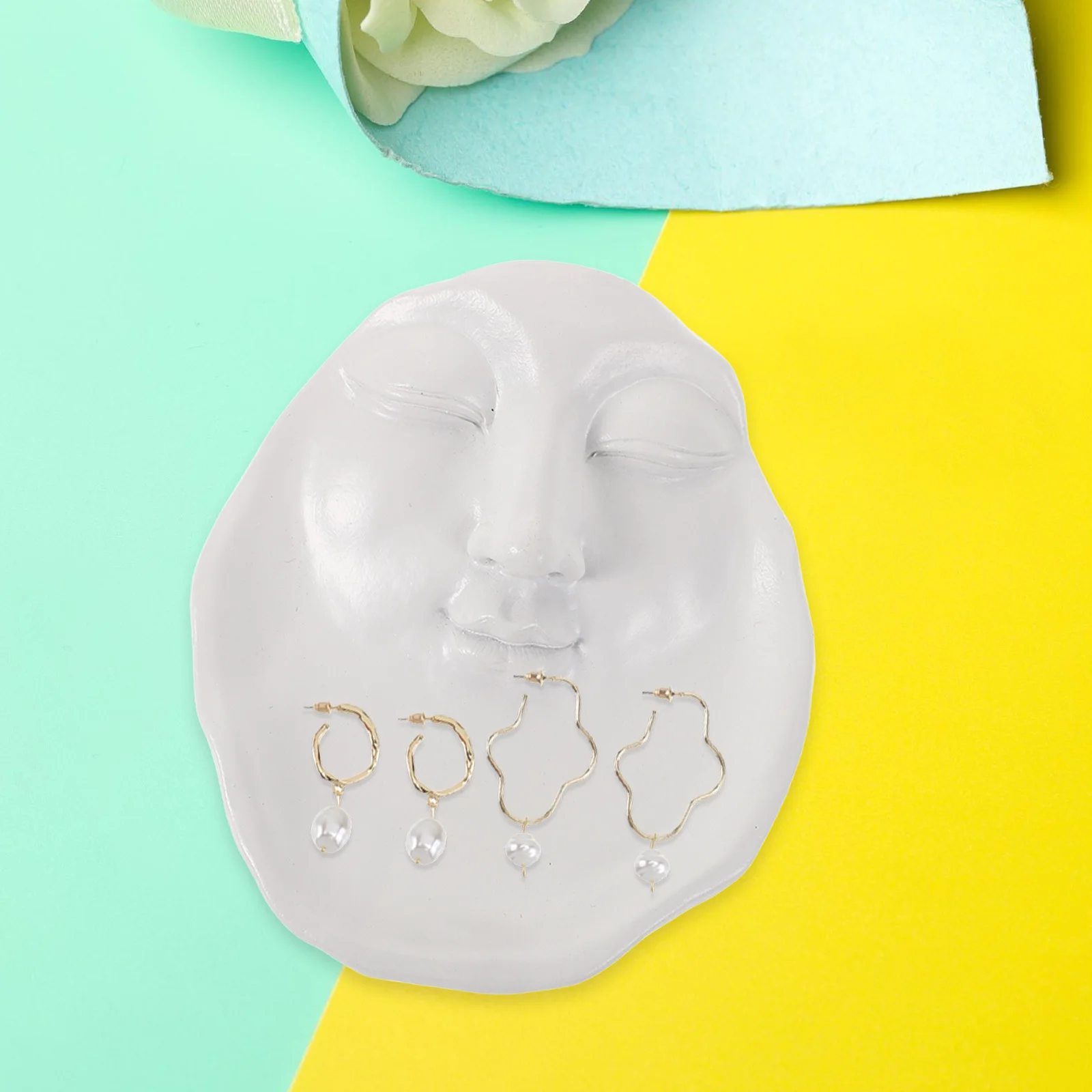 

Face Art Resin Tray Aesthetic Jewelry Storage Dish Ring Holder Organizer Vanity Decor Home Decoration Trinket Tray