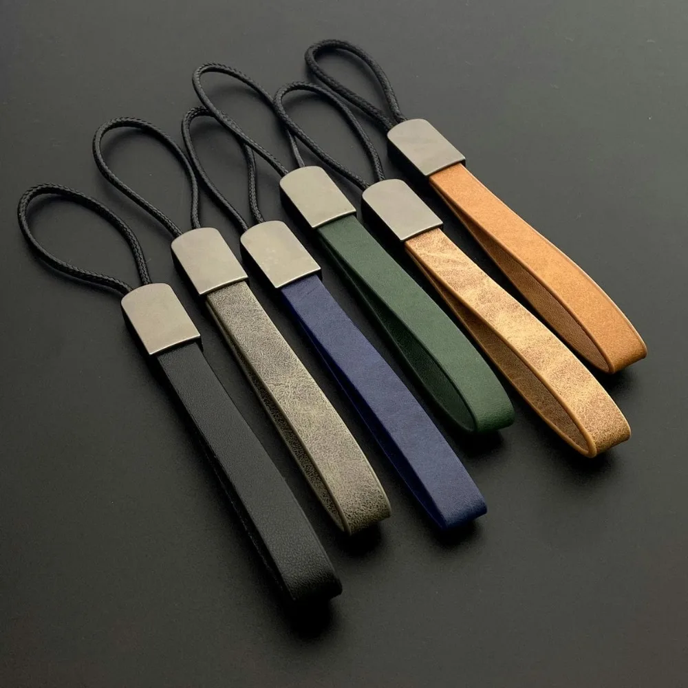

Gifts Minimalist High-end Backpack Famous Bags Keychain Pendants Leather Car Keyring Private Custom Personalization Accessories
