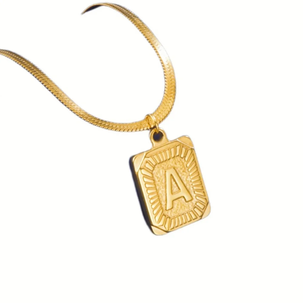 

Initial Name Necklace Women Girl Gifts Stainless Steel Blade Chain Gold Color Letter Pendant Choker Necklaces Alphabet Jewelry