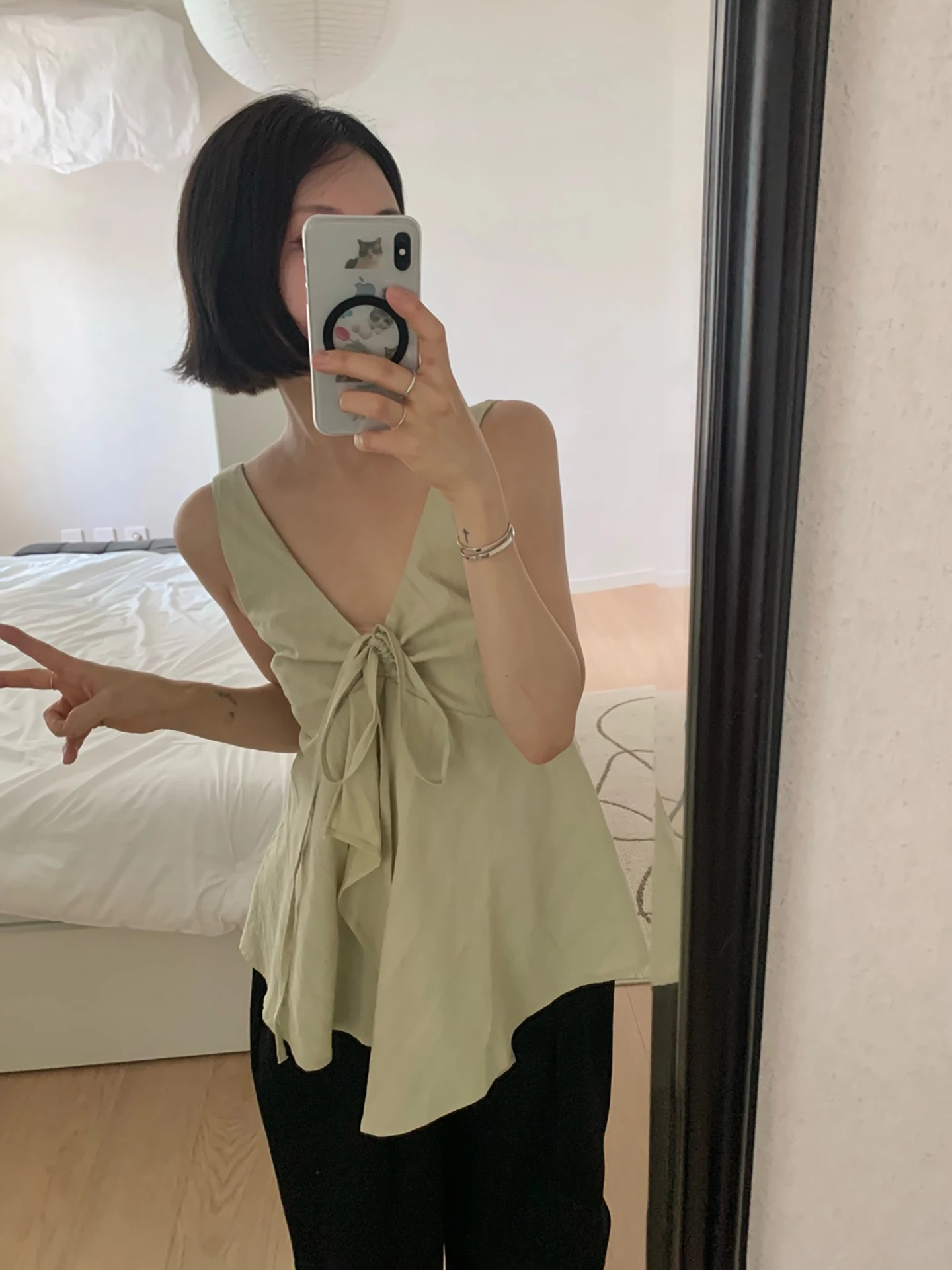 

Korean Style Sweet Gored Skirt Sleeveless Vest Halter Neck Top Pleated Chiffon Fabric Youthful A-Line Narrow Strap Design