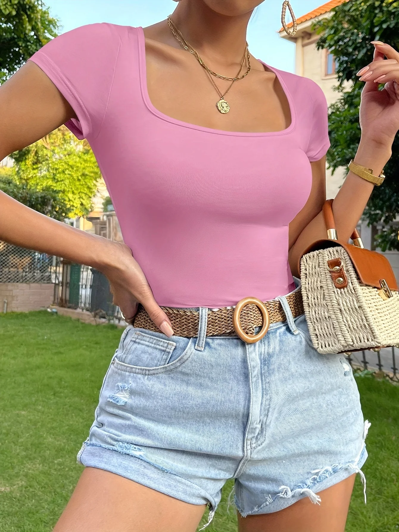 Simple solid color square neck T-shirt for women's fashion versatile slim fit waist top, spicy girl summer short sleeved pink