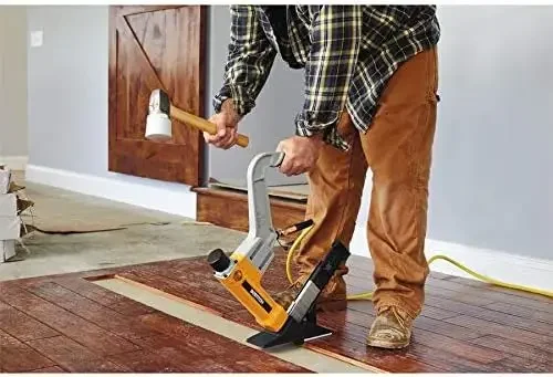 Nailer5.5 GA flooring staples or 16 GA L-Cleats from 1-1/2-inch to 2-inch length with this pneumatic nailerstapl