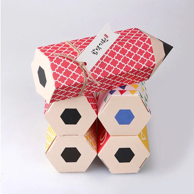 

Party Favor Candy Box Pencil Shape Gift Treat Box for Christmas Birthday Baby Shower Wedding Graduation Party Supplies Red Grid