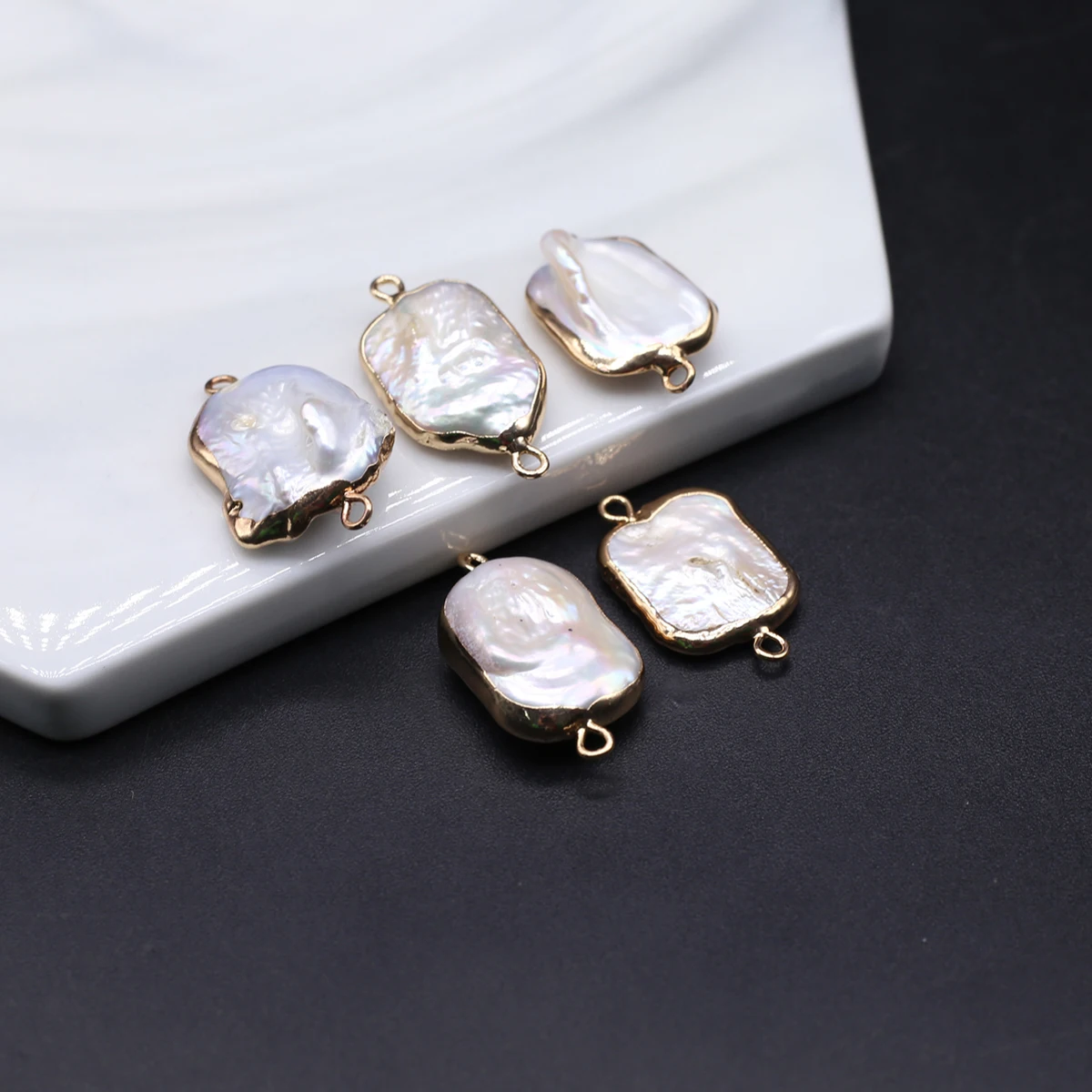 2pc Natural Baroque Pearl Pend - огляд і ціна Baroque Pearl Pendant Necklace Gold