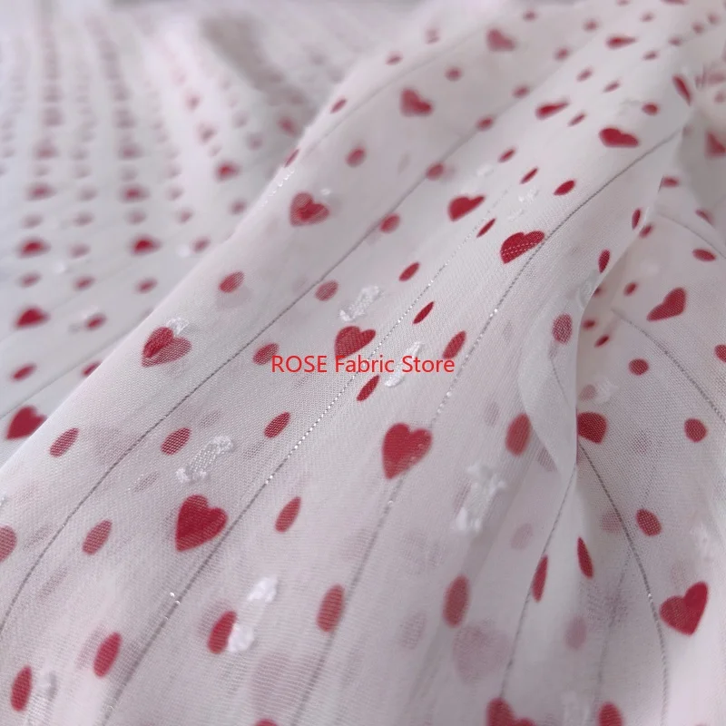 Tessuto chiffon con stampa a cuore adorabile di alta qualità per abito da ragazza, camicia, abito da sposa, camicetta, abito da sposa
