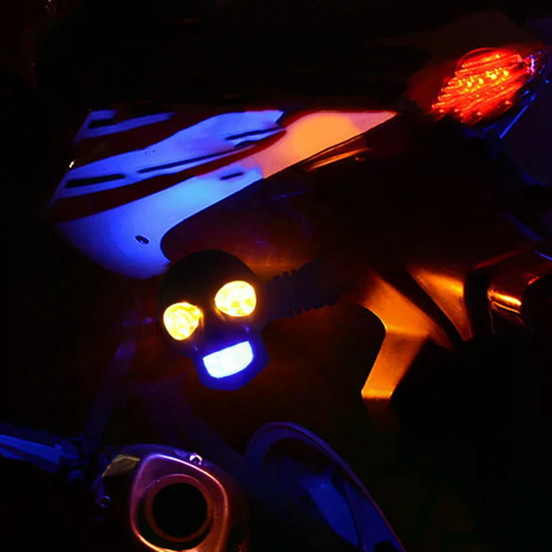 2Pcs Dual Color Moto LED Skull Shape Waterproof Fog Light Turn Signal Auxiliary Headlights ATV Scooter For Racer Spotlight