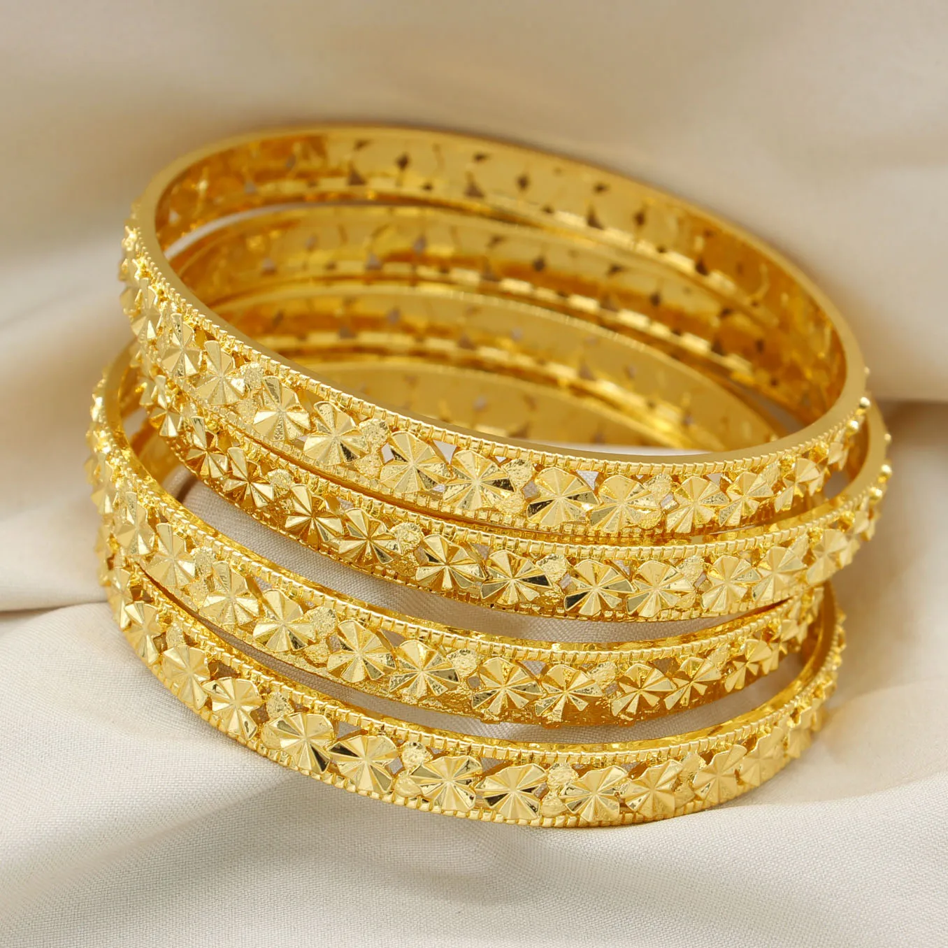 Adixyn 1pcs Love Engrave Figures Women\'s Closed End Bracelet Bangle Middle East Arab Partu Gifts
