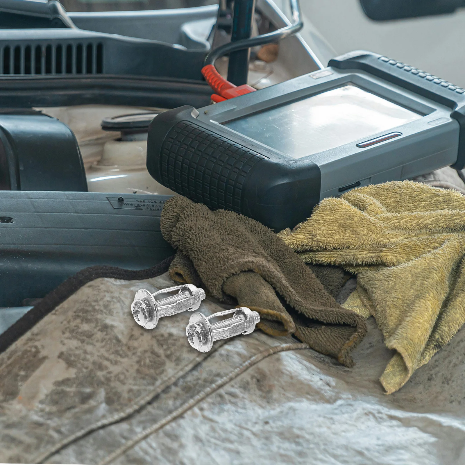 

20Pcs Hollow Petal Nut Expansion Screws M4 X 20 Expansion Bolts for Car License Plates Vehicle Mount Anchors Truck Nuts