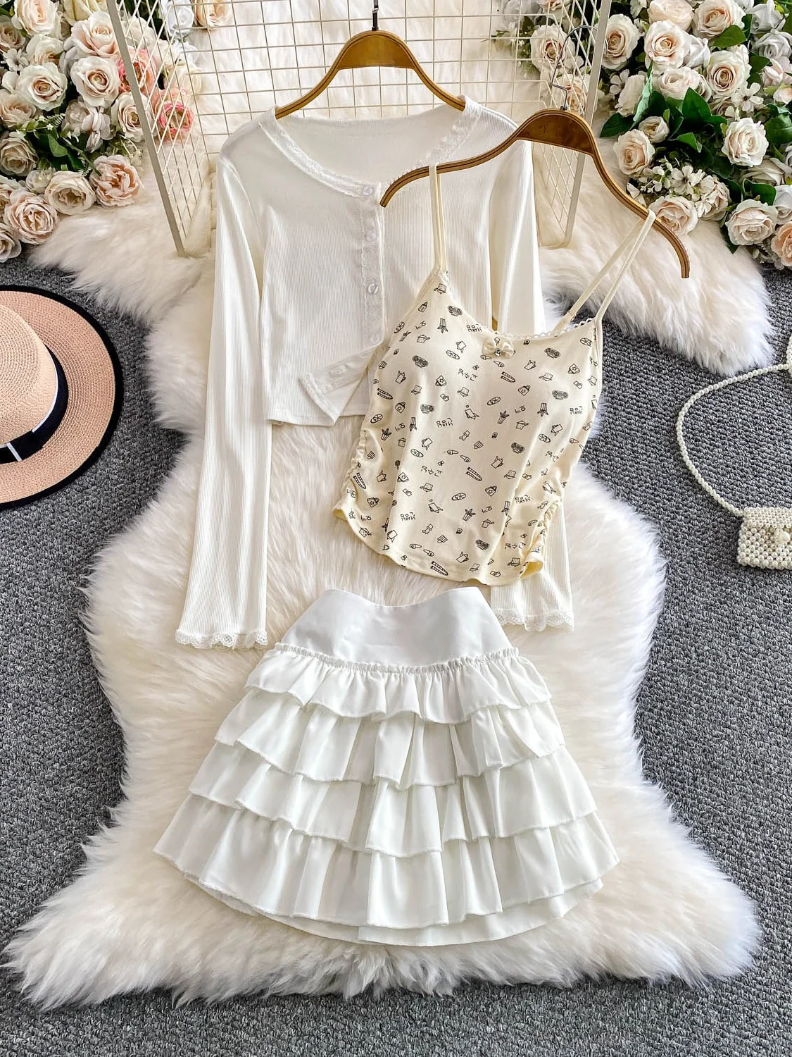 

Корейский круглый кружевной открытый кардиган Ne ort + ремешок с милым принтом + анти-легкая юбка-тортик, комплект из футболок, модный женский комплект...