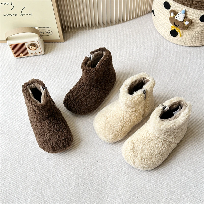 

2025 Kids Thermal Boots Winter New Classic Girls Fashion Ankle Plush Boots Warm Furry Children Outdoor Cotton Boots Soft Bottom