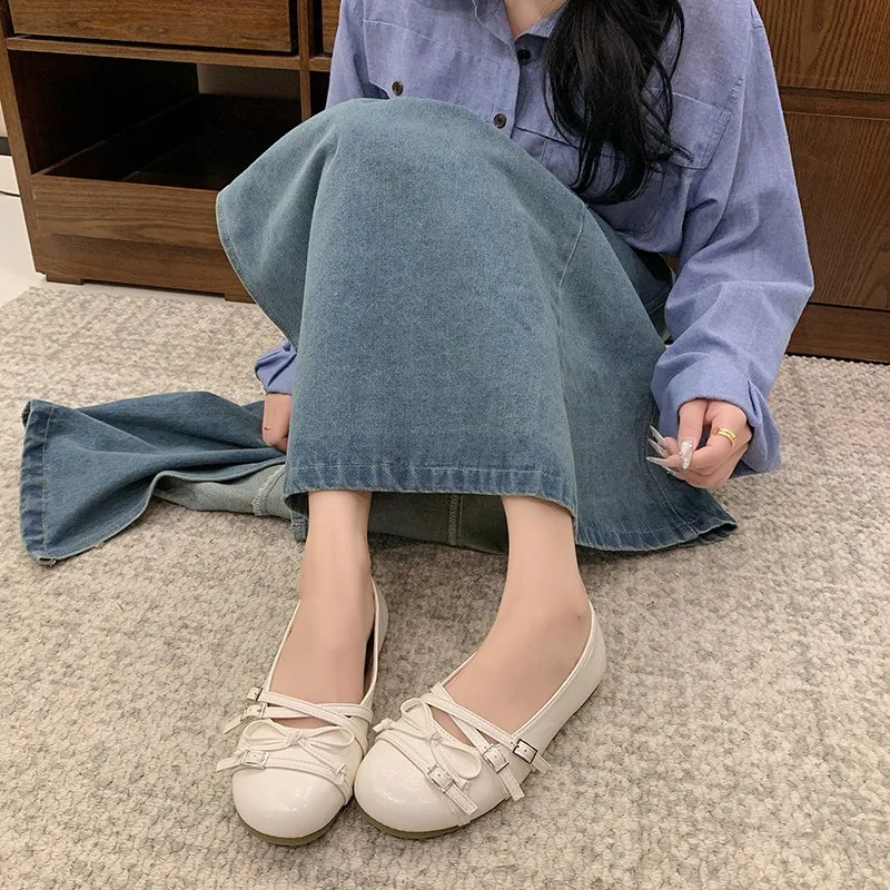 

White Bow Flat Slip-on Shoes 2026 New Slim Versatile Super Soft One-step-on Shoes