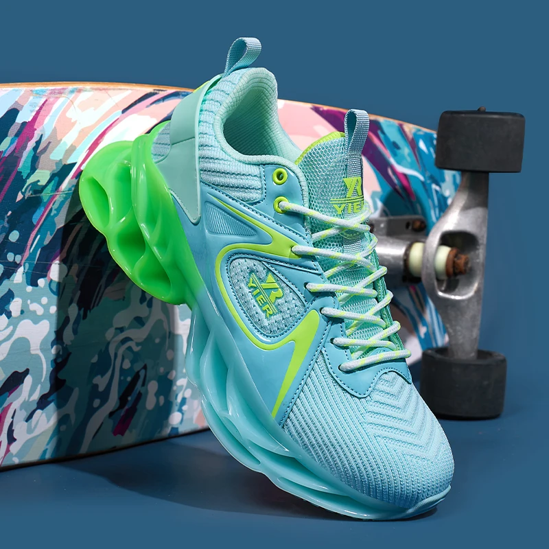 

Modern Classic: Men's Lightweight Walking Sneakers with Enhanced Flexibility