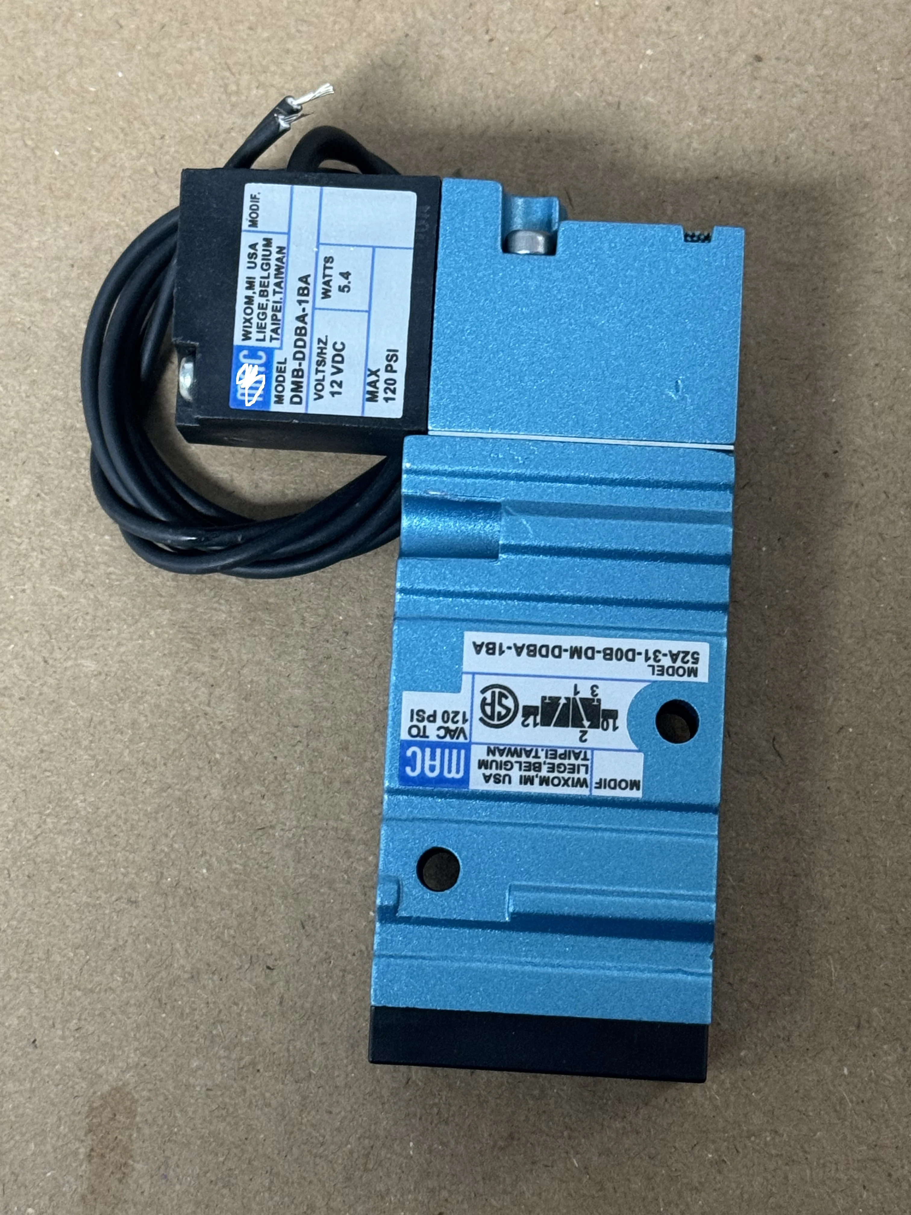 

Solenoid Valve 52A-31-DOB-DM-DDAJ-1JM 52A-31-D0B-DM-DDAJ-1KJ DDBA-1BA B0B