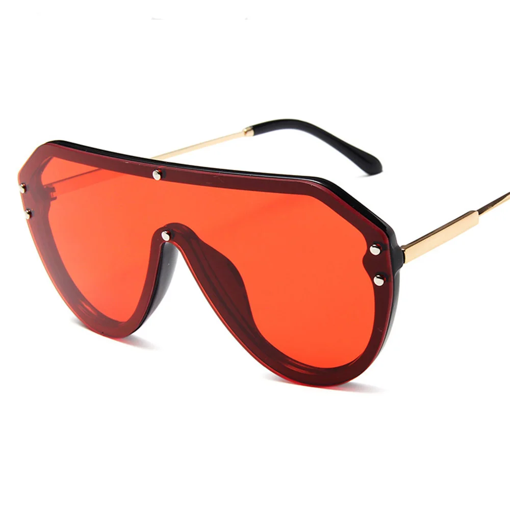 

New Women'S Sunglasses Big Frame Female Shades Lenses Red Fashion One Piece Brand Designer Vintage Rivet Square Sun Glasses 2024