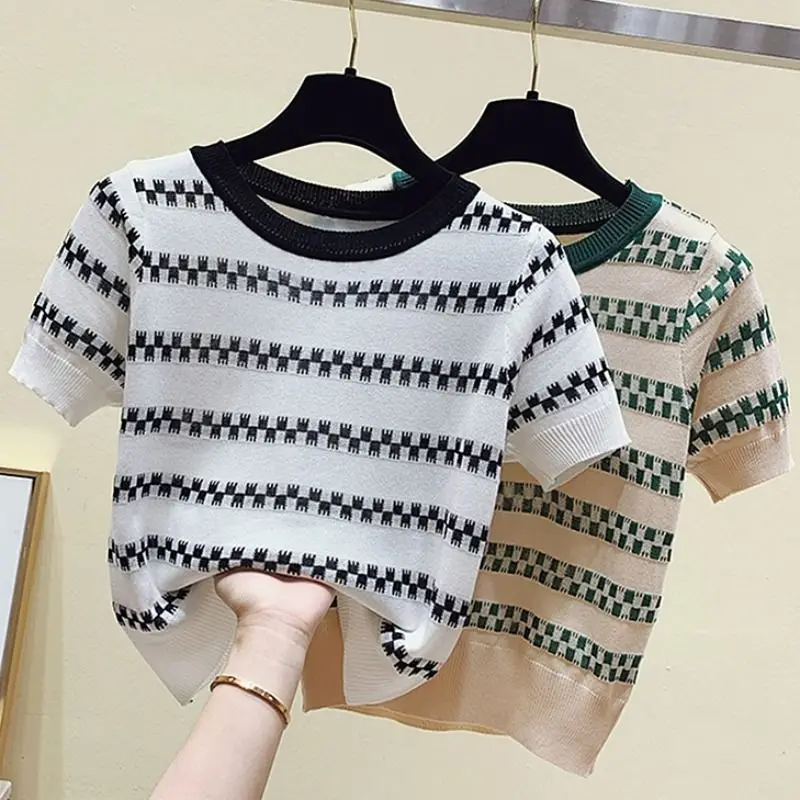 Short T-shirt Women\'s Striped Thin Knit Top 2024 Summer New Loose Thin Short Sleeved Top