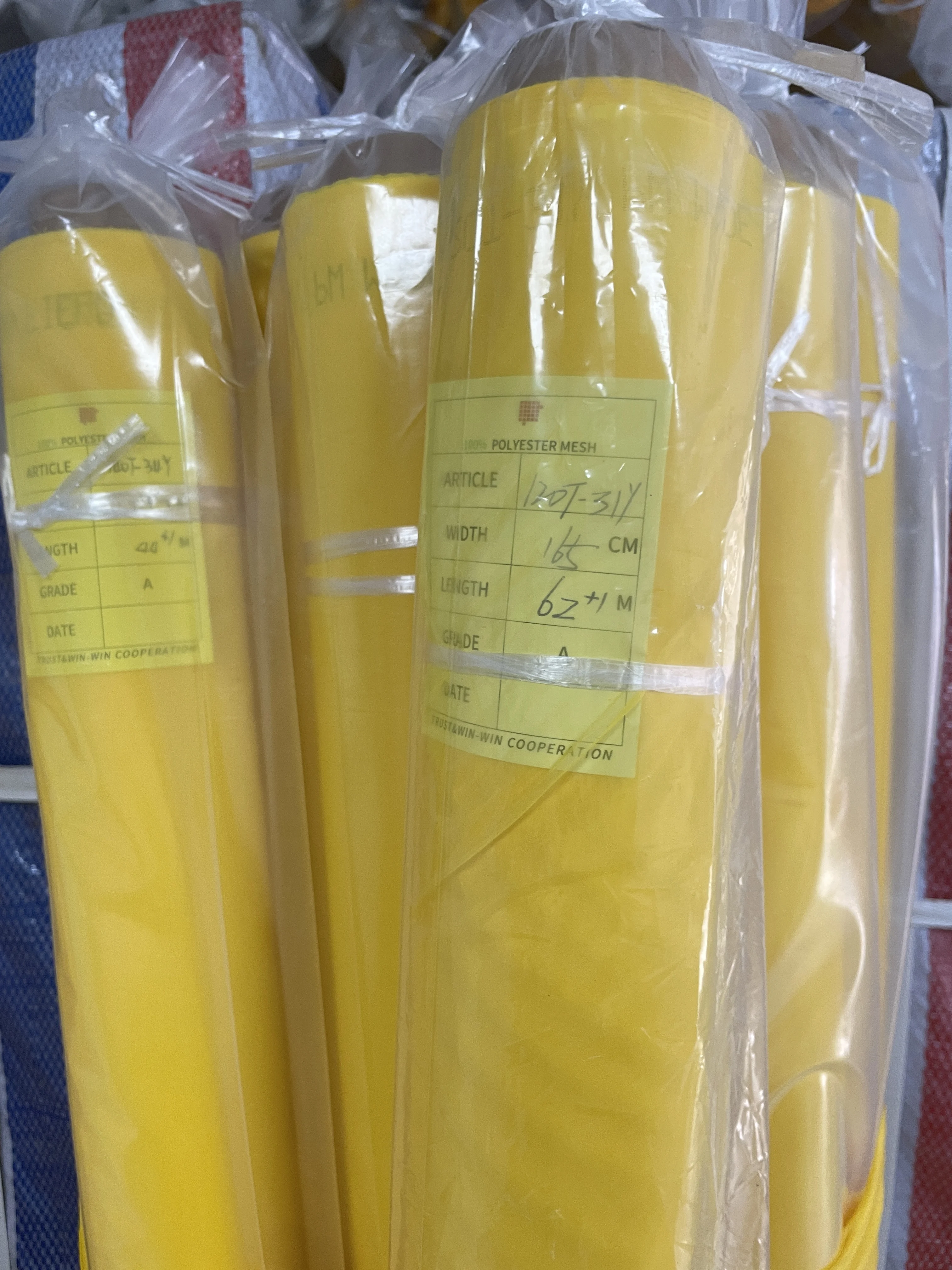 

Трафаретная печать из полиэфирной нити 300 меш. Сетка для печати: 120 т — 31 Вт — 165 см. 5М 10М. Расходная сетчатая ткань для печати