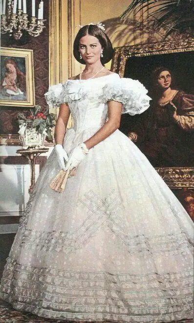 Vintage History 1963 Wedding Dresses Puffy Princess Shoulder Lace Embroidery Claudia Cardinale The Leopard Bridal Gown Costume