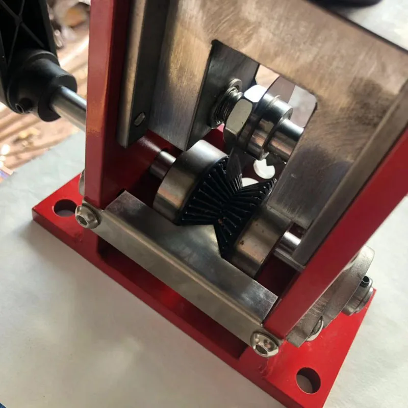 

Disposal Wire Stripper, DIY Manual Wire Stripping Machine, For 1.5-20MM Diameter